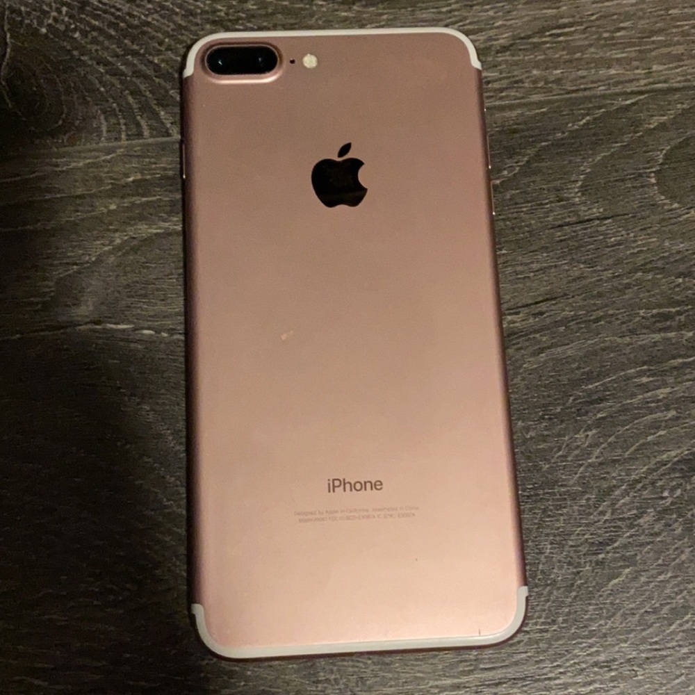 iPhone 7plus rose gold - Picture 1 of 4